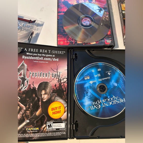Resident Evil: 1/Apocalypse/Extinction/Degeneration DVD Bundle Of 4 - Picture 3 of 6